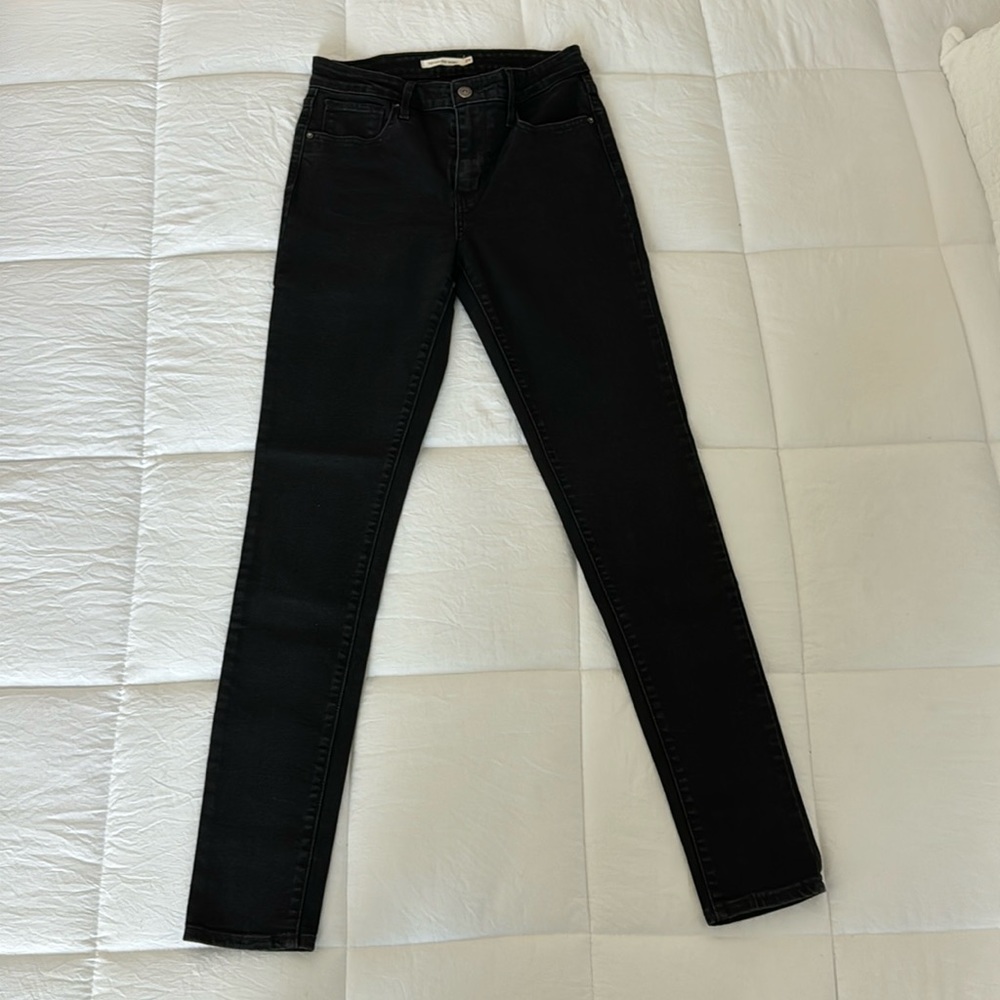 Levi’s 721 High Rise Jeans